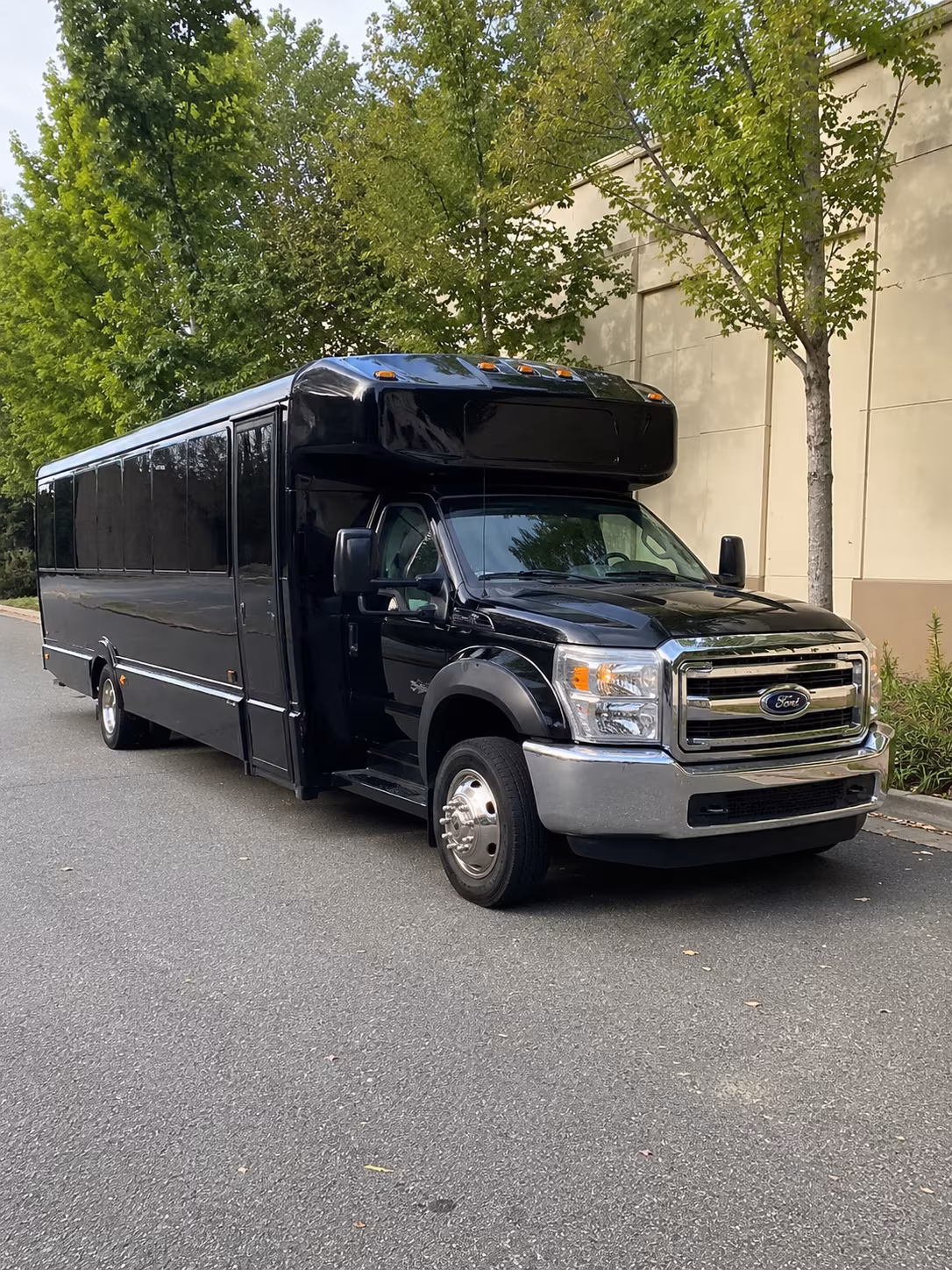 bachelor and bachelorette party buses in macon