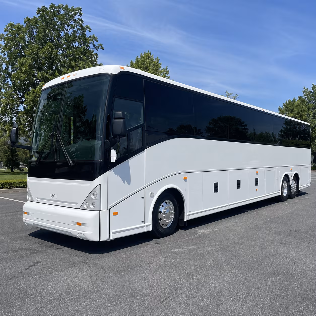 shuttle services for airline crews and airport staff in macon
